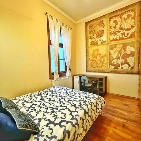 Ultra Central / 10 Ppl Apartment