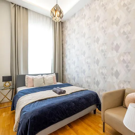 Apartment Luxury Quentin 3 Bedrm, 2 Bathrm Budapest