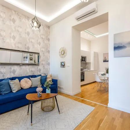 Apartment Luxury Quentin 3 Bedrm, 2 Bathrm Budapest