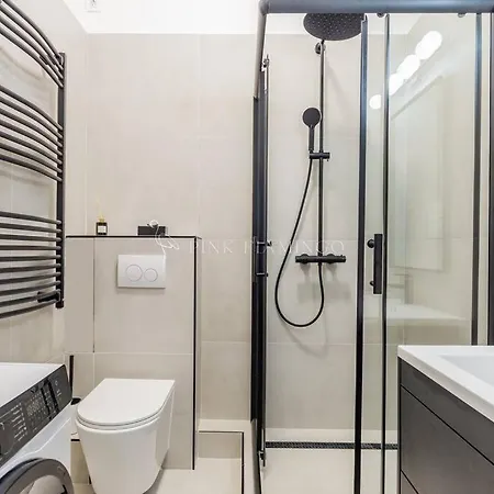 Elegant Near Hungarian Museum By Pink Flamingo Apartment
