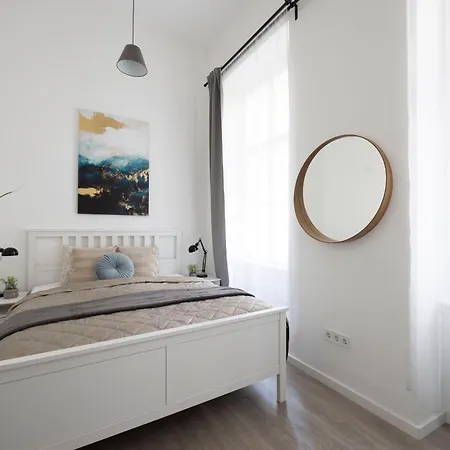 Exclusive Grand In The Heart Of * Budapest