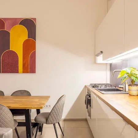 Exclusive Grand In The Heart Of Budapest