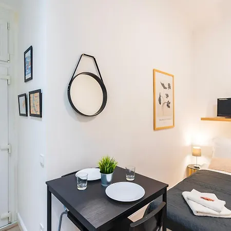 Little Hideaway Right Next Margaret Island Apartment