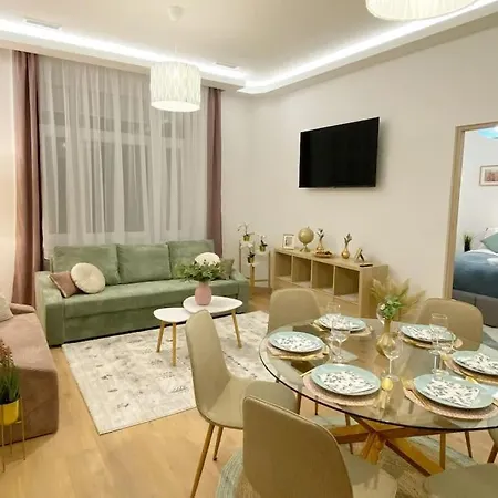Grandelux Apartment
