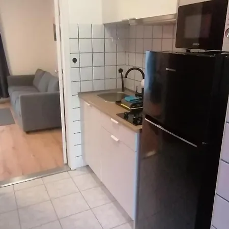 R Apartman
