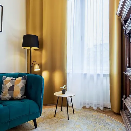 Maverick Hotel apartamentowy 4*