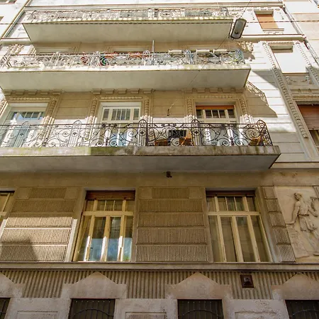 Kelvin's V District 2br Urban Haven By Nw Appartamento