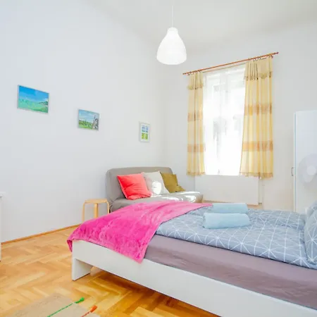 Appartamento Kelvin's V District 2br Urban Haven By Nw Budapest