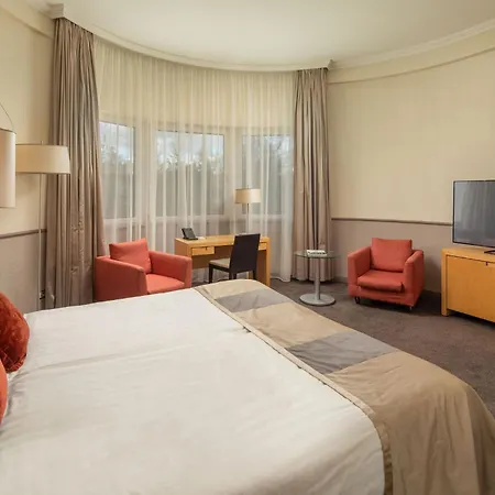 Mamaison Andrassy Ξενοδοχείο 4*