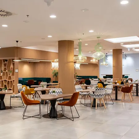 Hampton By Hilton Centre 3*