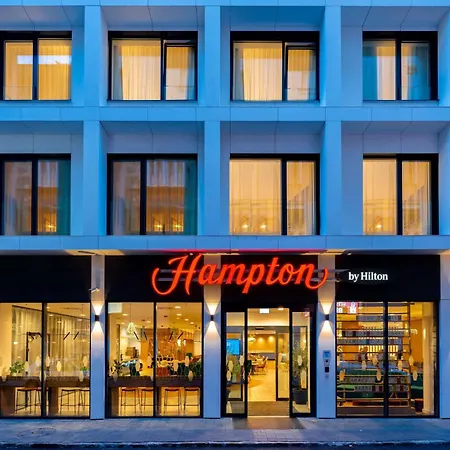 Hampton By Hilton Centre Hotel