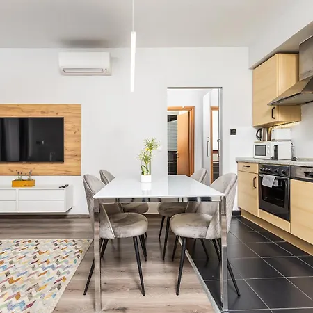 Venus - King Street V - Balcony Apartamento