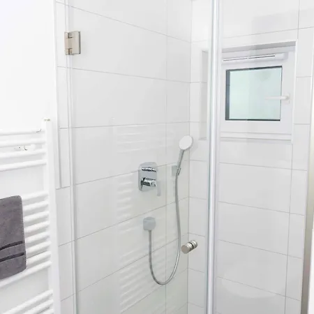 Apartment Luxury Cozy 2 Bdr Downtown Apt.6 *