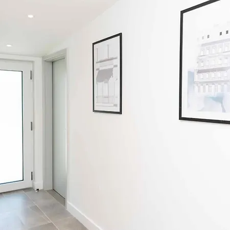 Apartment Luxury Cozy 2 Bdr Downtown Apt.6 Budapest