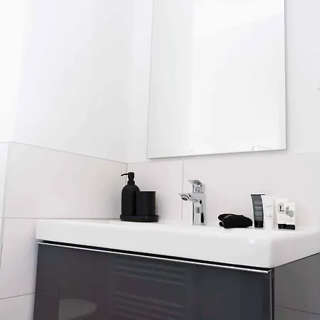 Luxury Cozy 2 Bdr Downtown Apt.6 * Boedapest