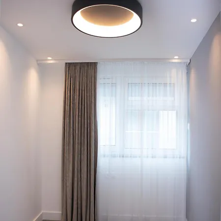 Luxury Cozy 2 Bdr Downtown Apt.4 Apartment