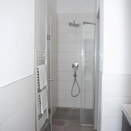 Luxury Cozy 2 Bdr Downtown Apt.4 * Budapest