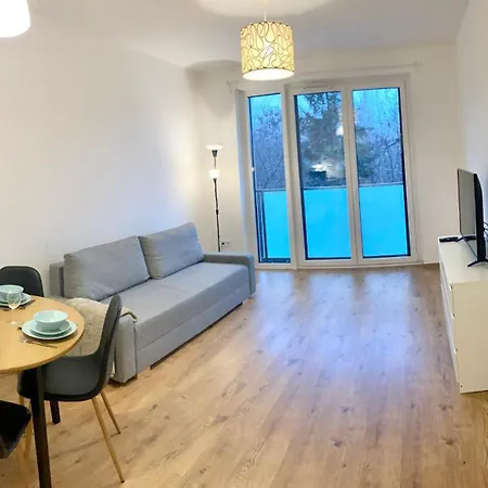 Westside - Modern & Peaceful - Free Garage! Apartment Budapest