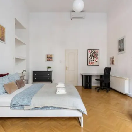 Bourgeois Elegance In The Heart Of *