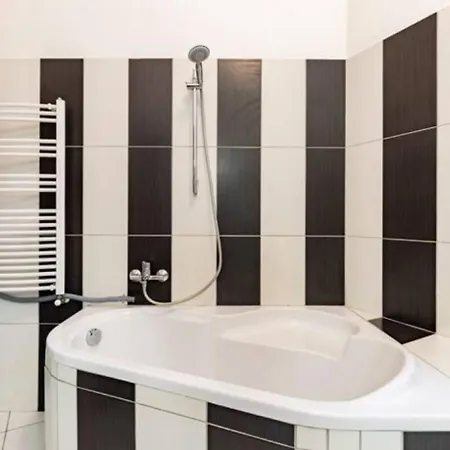 Apartment Bourgeois Elegance In The Heart Of Budapest