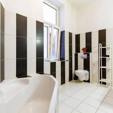 Apartment Bourgeois Elegance In The Heart Of