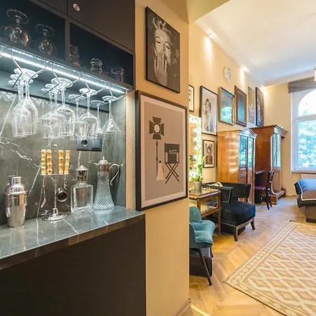 Apartment Venus - The Actor's Den Budapest