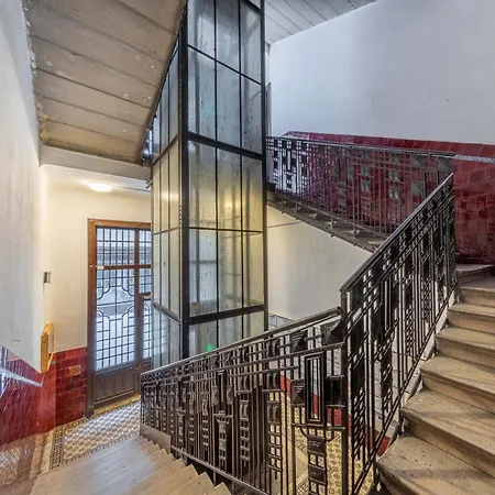 Apartment Js Modern Downtown Studios-self Check-in Budapest