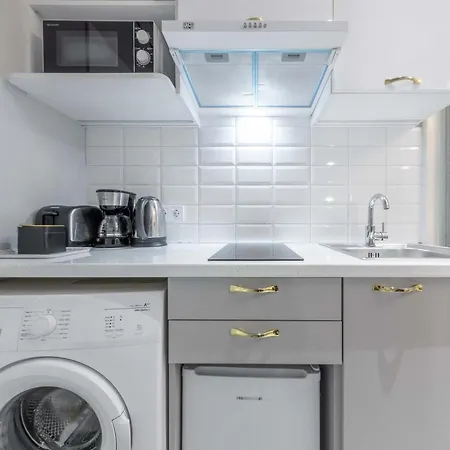 Js Modern Downtown Studios-self Check-in Apartment
