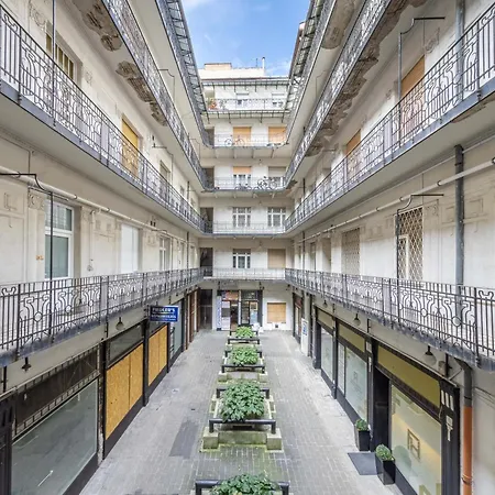 Js Modern Downtown Studios-self Check-in Apartment Budapest