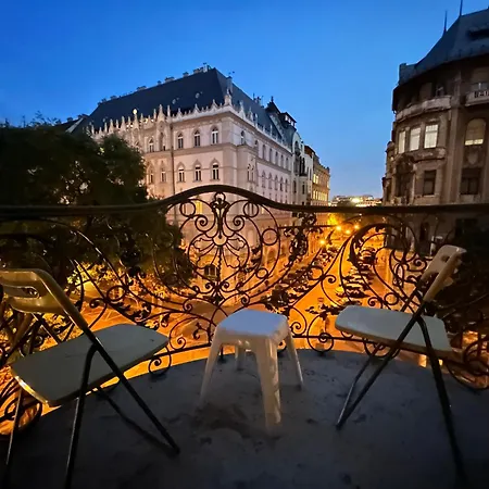 Chain Bridge *