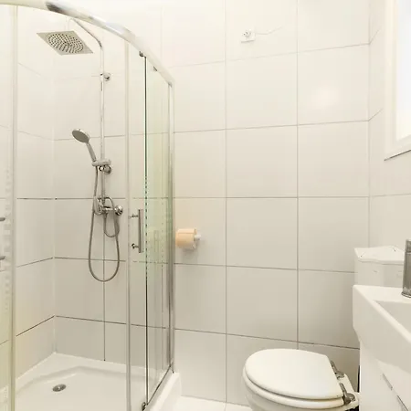 Sesame Light Apartment