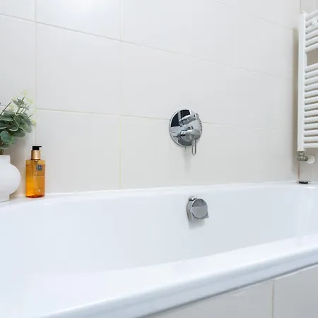 Paulay65 - With 24h Reception Apartment *