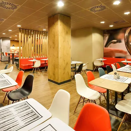 Ibis City Hotel 3*