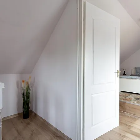 Rivercity South Buda Hills Apartment *
