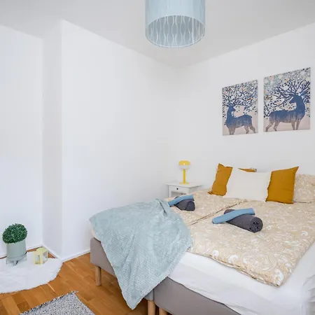 Paulay Private Apartmán *
