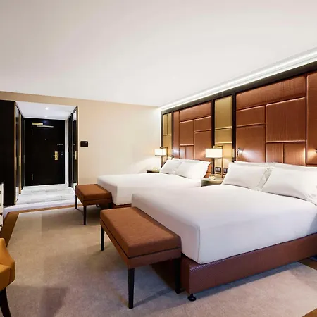 Hilton 5*
