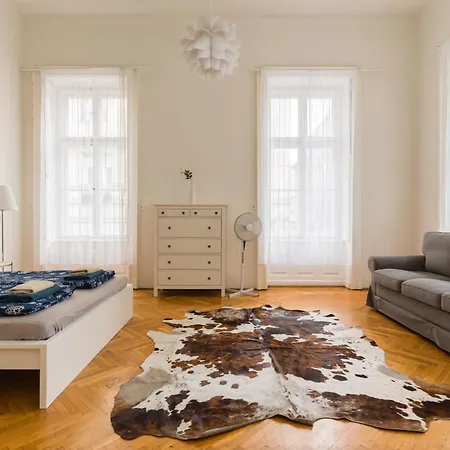 Apartment Broadway *