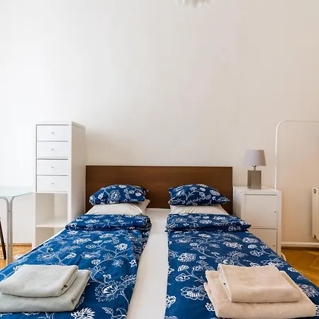 Broadway Apartmán