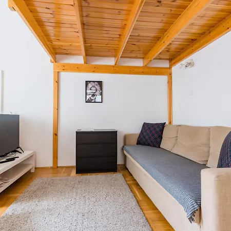 Apartment Sesame Wide *