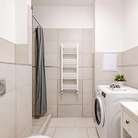 Apartment Danubegreen Bright Two Bedroom Near Margaret Island *