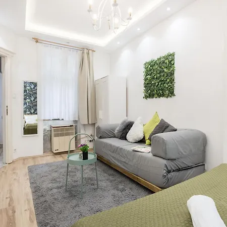 Heart Garden Comfy Apartment