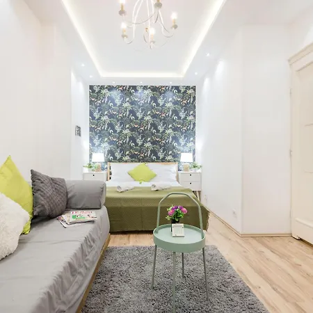 Heart Garden Comfy Apartment