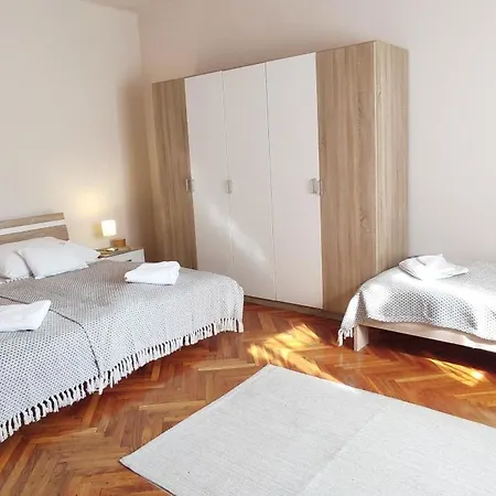 Csaszar Budapešť