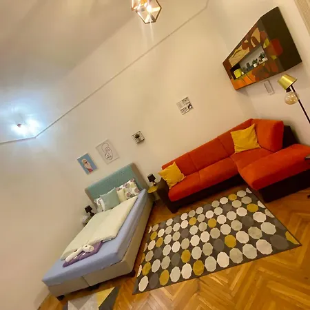 Apartment The Poet's *