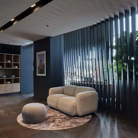 Radisson Budapart 4*