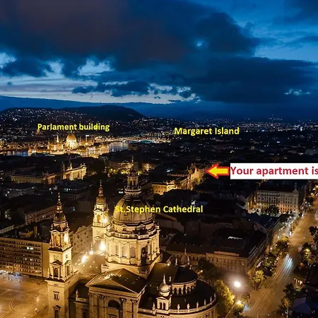 Chain Bridge Apartment Budapest
