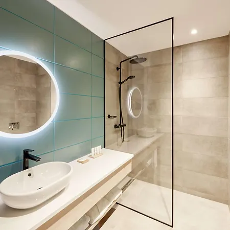 Radisson Budapart Hotel 4*