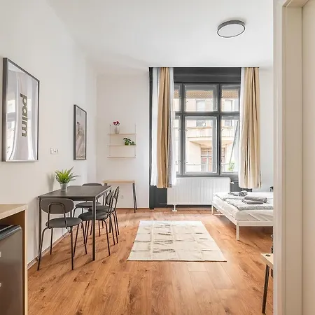 Downtown Hegedus 8 Apartment *