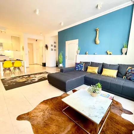 Riverside Panoramic Apartment *