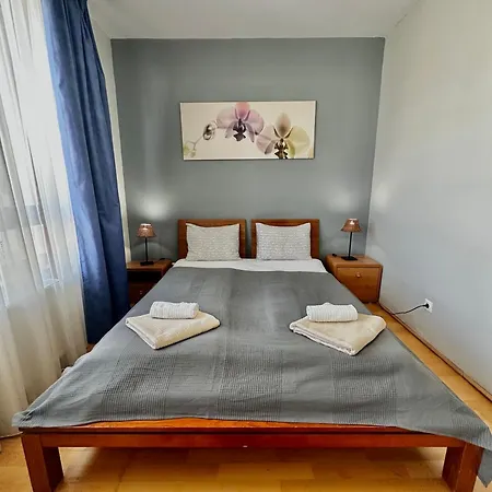 Apartamento Leda